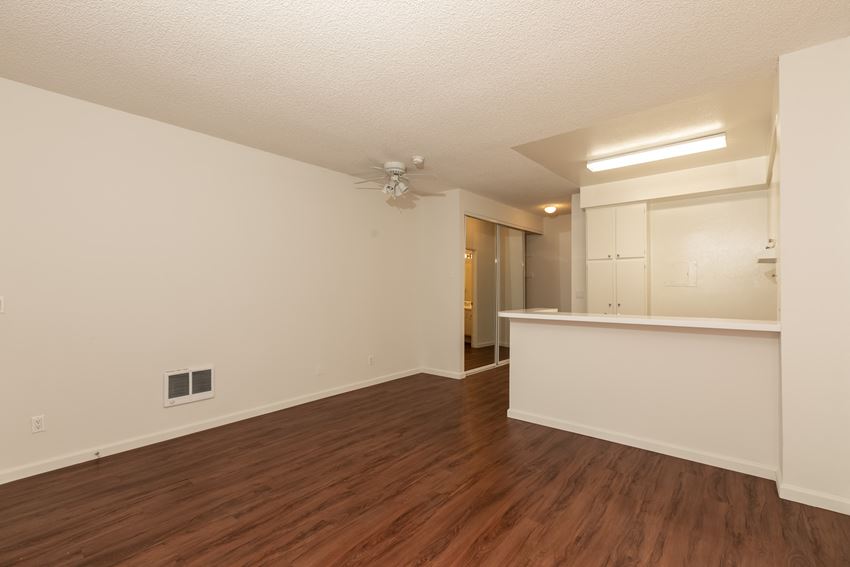 The Reno Country Club Apartments, 120140 S. Reno St., Los Angeles, CA